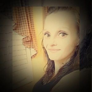 Meet your Posher, Phyllisha